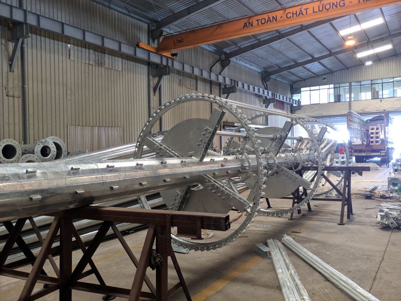 cột anten lòng sóc