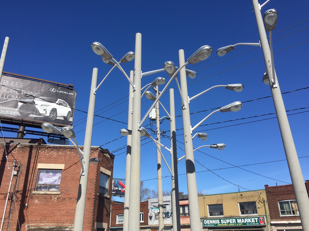 Cột đèn chiếu sáng lover of the night