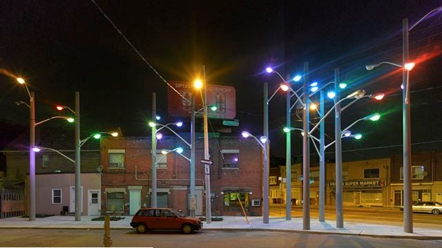 Cột đèn chiếu sáng lover of the night